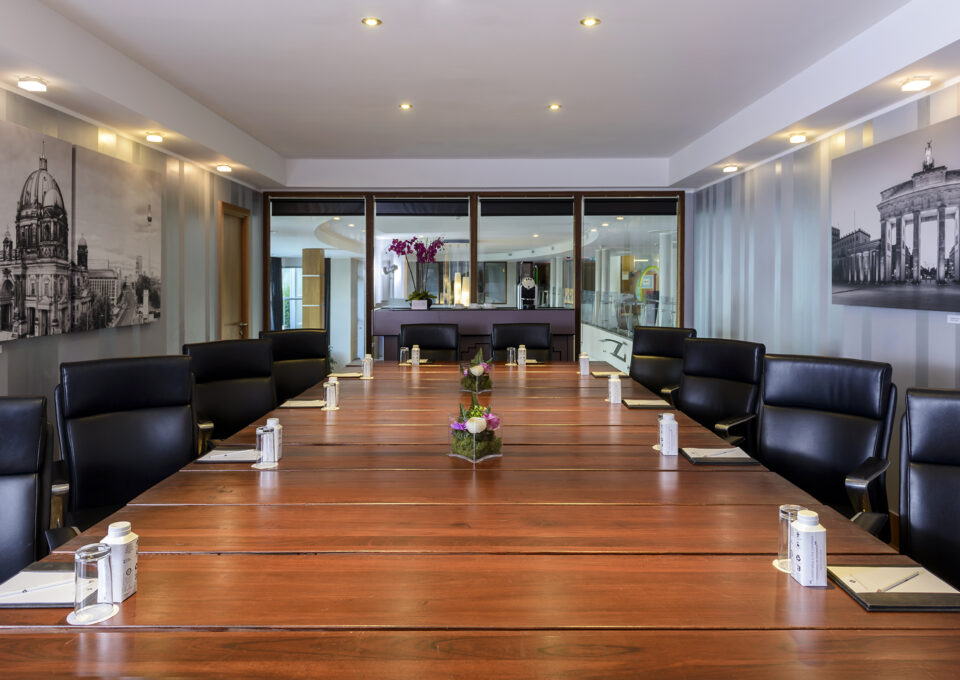 Berlin Executive Boardroom Landscape CIH 3